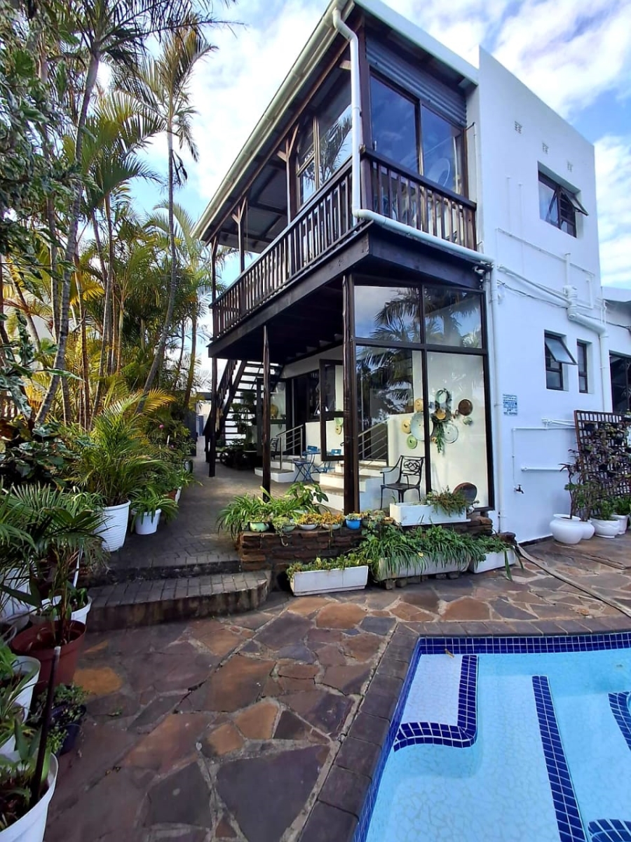 7 Bedroom Property for Sale in Baysville Eastern Cape